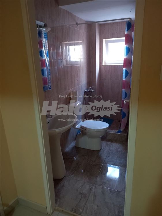 Izdaje se stan na Zvezdari — 9
