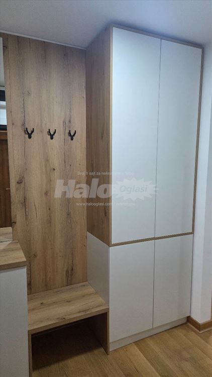 Izdaje se stan od 42,5m² — 3