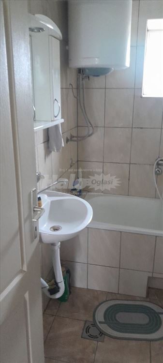 Izdaje se stan u Batajnici — 12