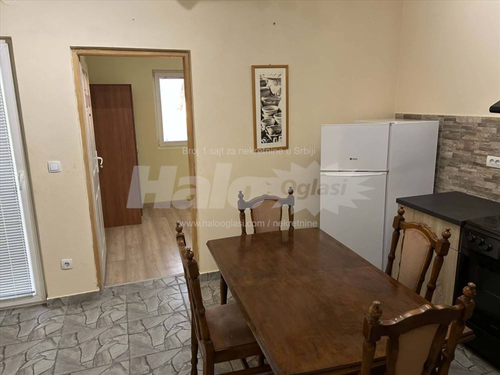 Izdaje se stan u Batajnici — 6