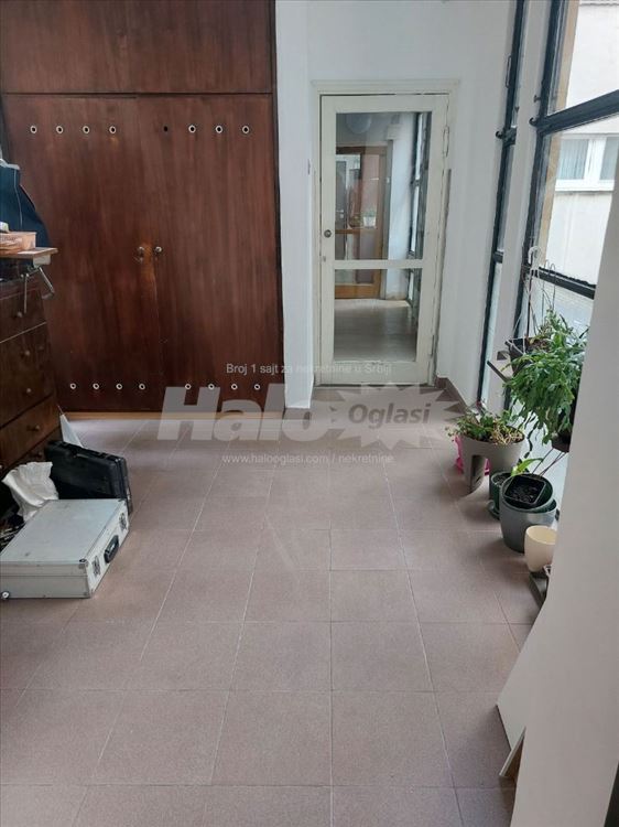 Izdaje se stan u Bloku 29 - prvo useljenje — 13