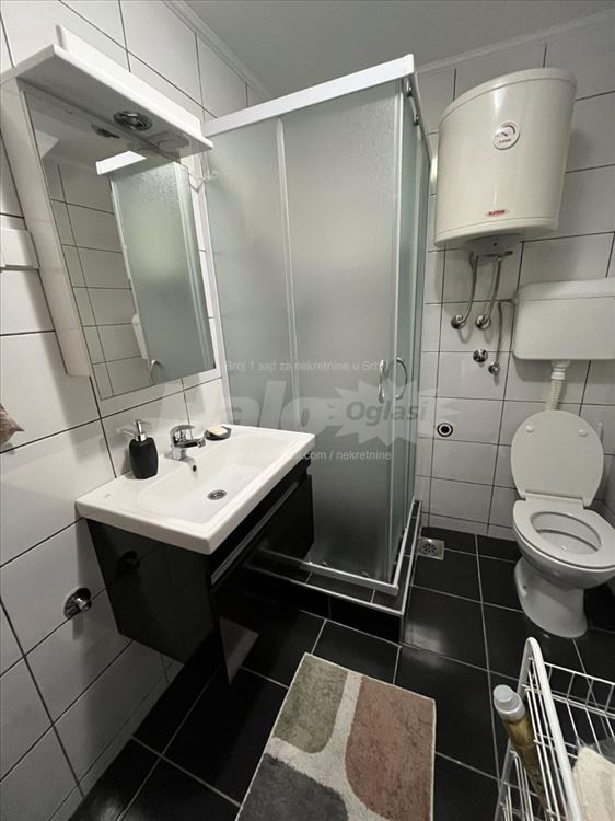 Izdaje se stan - u centru grada - 1.5 - 36m² — 13