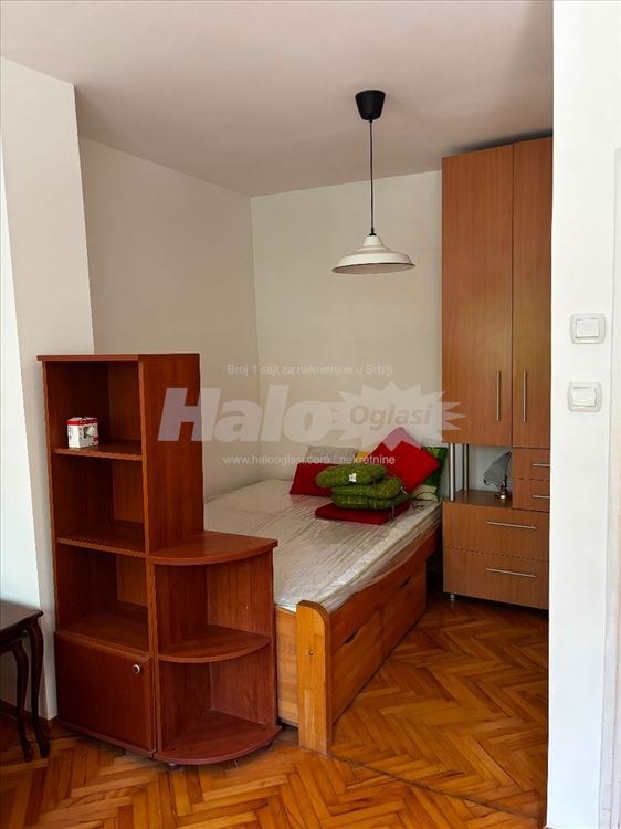 Izdaje se stan u naselju Brace Jerkovic 32m2 — 9