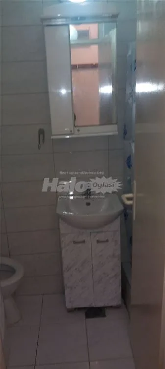 Izdaje se stan u Rakovici — 8