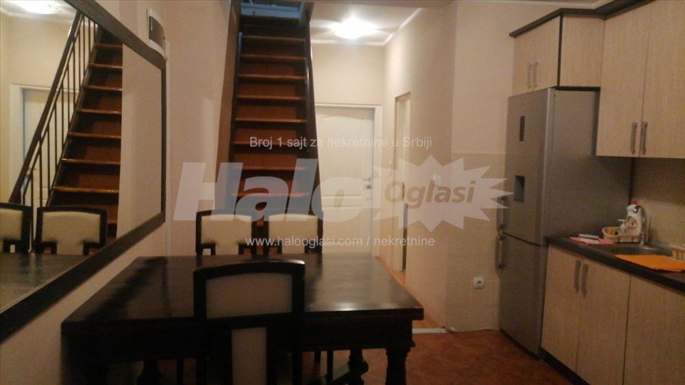 Izdaje se stan – Zemun — 3