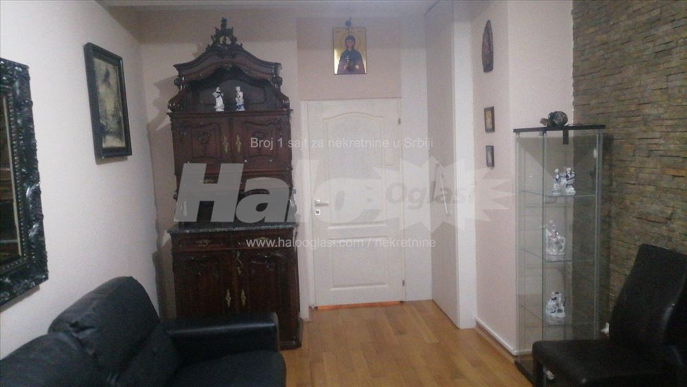Izdaje se stan – Zemun — 6