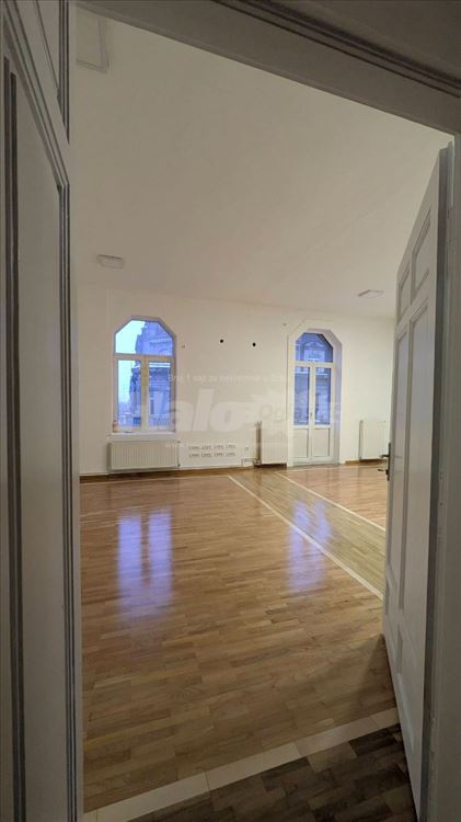 Izdaje se svetao i funkcionalan poslovni prostor — 3