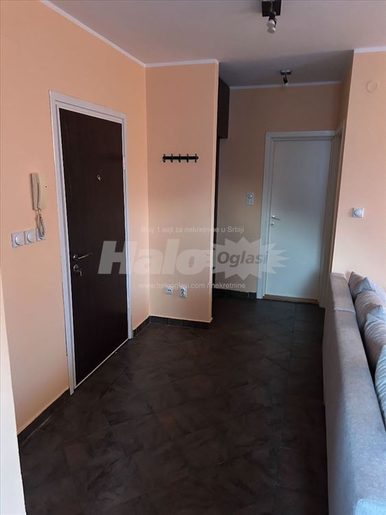 Izdaje se trosoban stan 72 m²  na Hadžipopovcu — 10