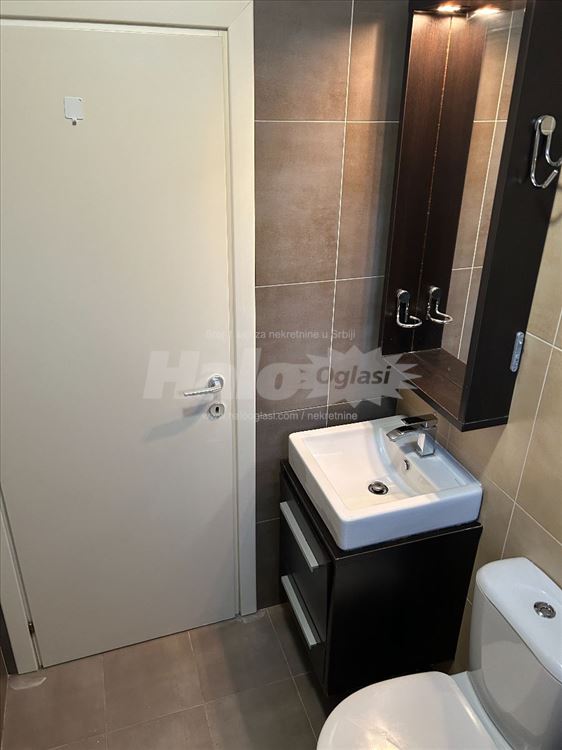 Izdaje se trosoban stan 72 m²  na Hadžipopovcu — 11