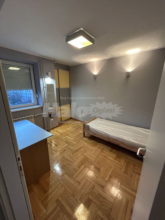 Izdaje se trosoban stan 72 m²  na Hadžipopovcu — 13