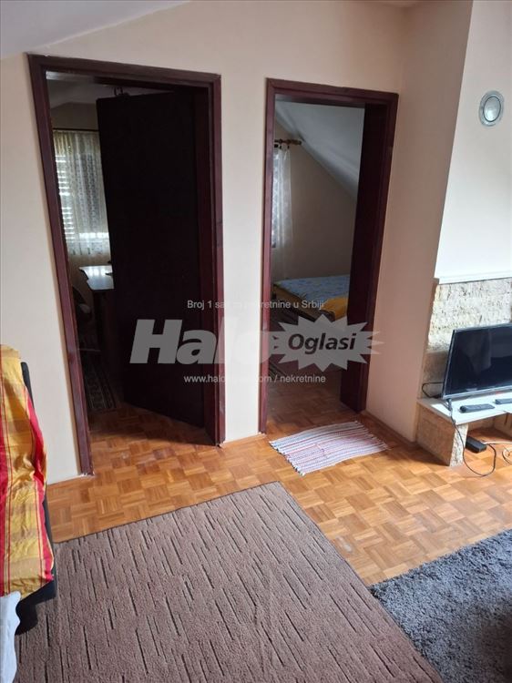 Izdaje se trosoban stan na Zvezdari kod Liona — 3