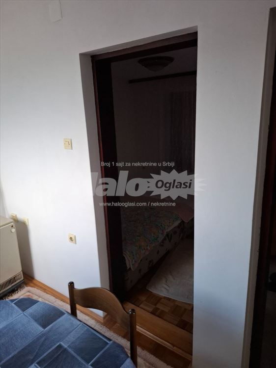 Izdaje se trosoban stan na Zvezdari kod Liona — 5