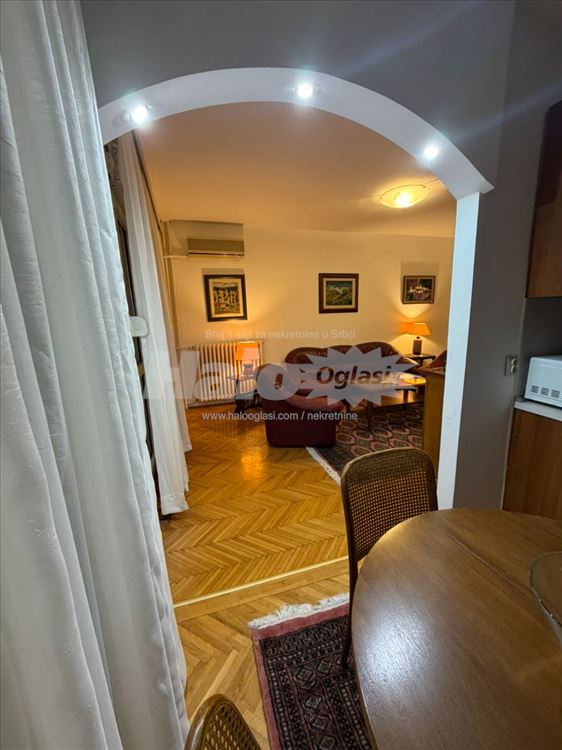 Izdaje se trosoban stan u centru Beograda, Vračar — 4