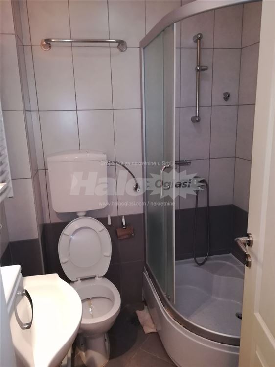 Izdajem 1.0 stan od 28 m2 na Mirijevu — 5