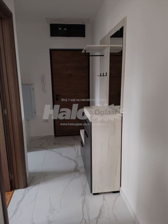 Izdajem 1.0 stan u Batajnici — 6