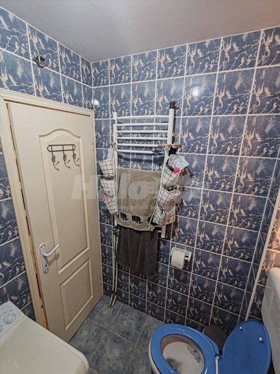 Izdajem 1.5 namešten stan sa odvojenom sobom — 8