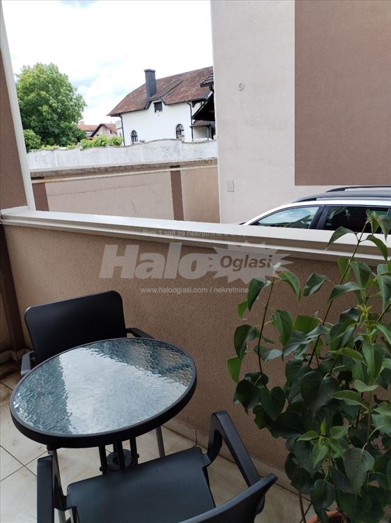 Izdajem 1.5 stan sa parking mestom — 7
