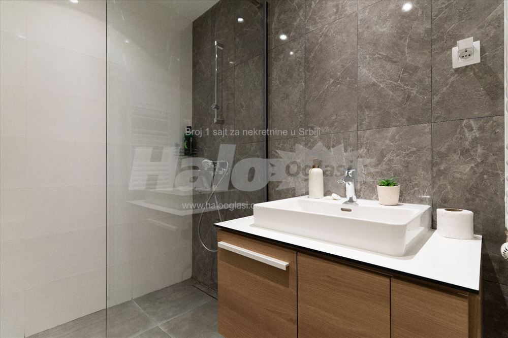 Izdajem 2 studio stana – Beograd na vodi — 6