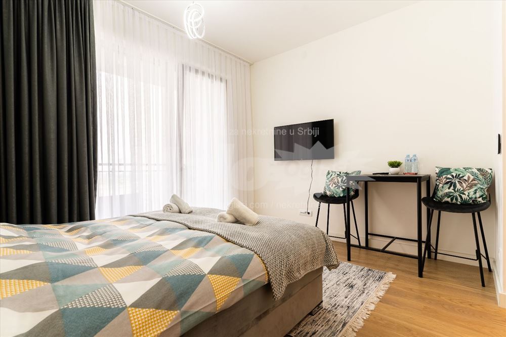 Izdajem 2 studio stana – Beograd na vodi — 14