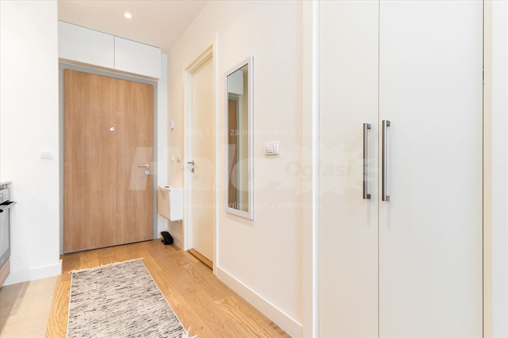 Izdajem 2 studio stana – Beograd na vodi — 15