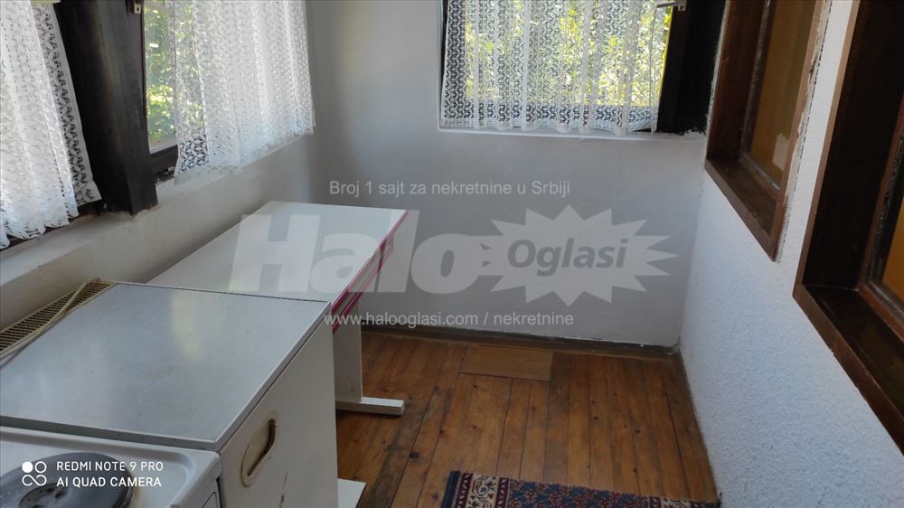 Izdajem 2.5 stan u kući sa TA grejanjem — 12
