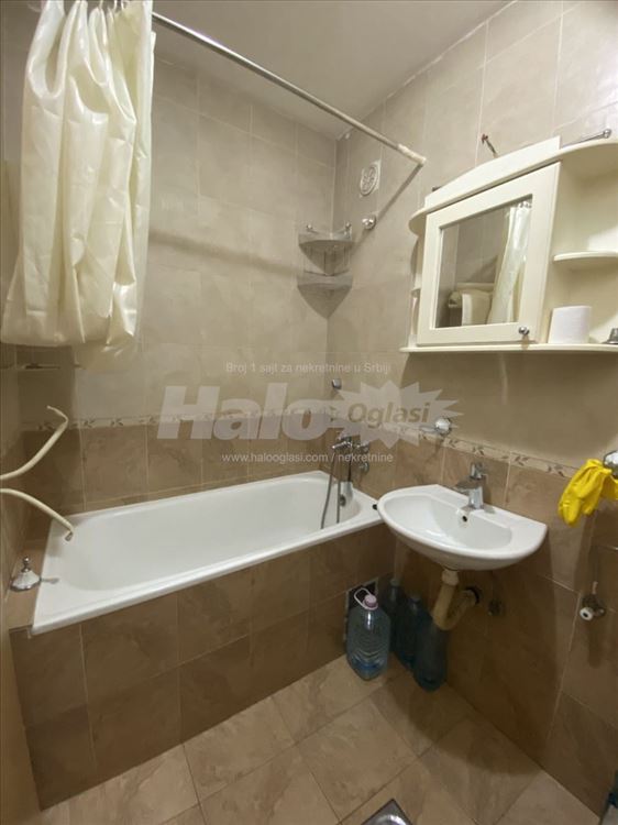 Izdajem 43m² na Bogosloviji — 7