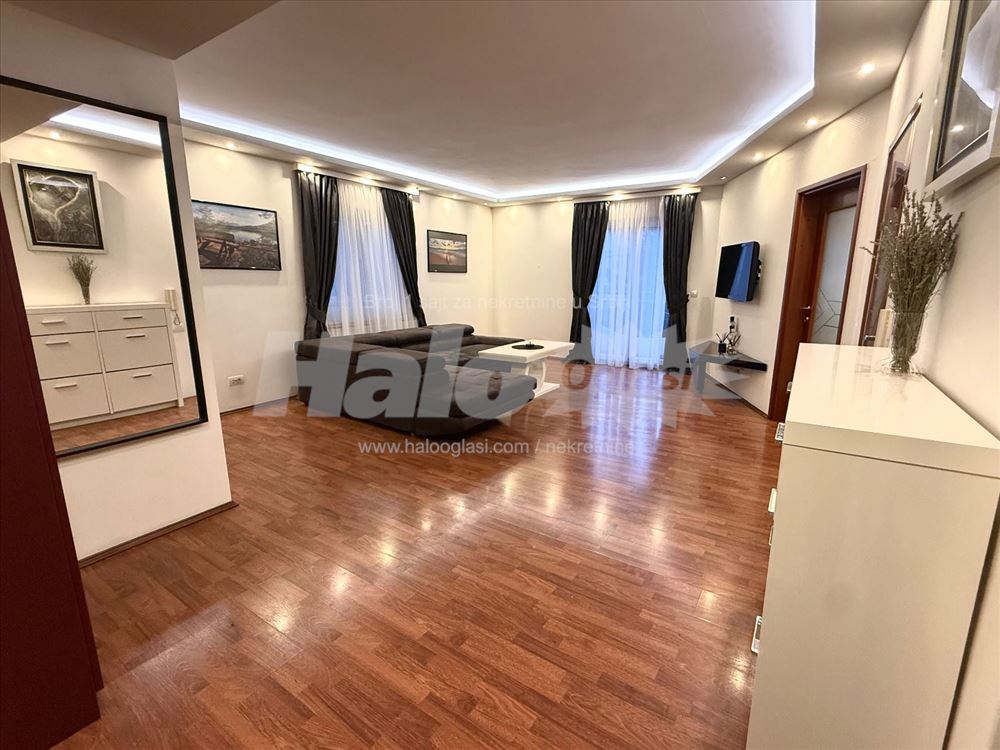 Izdajem 45m2, 72m2 i 64m2 u istoj zgradi — 14