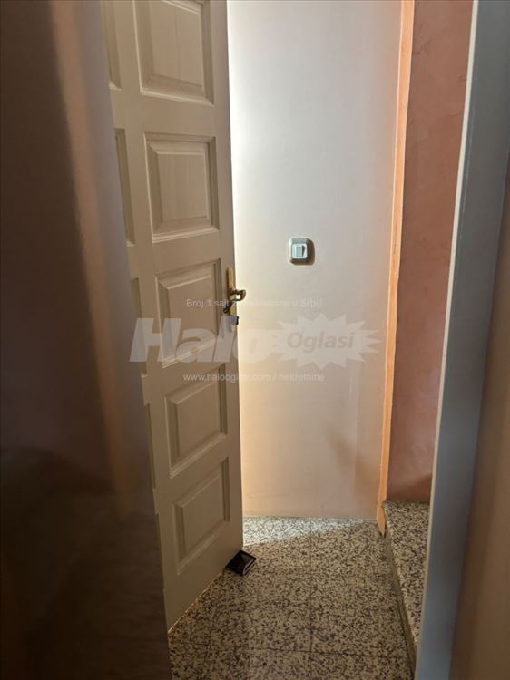Izdajem apartman kod Cvetkove pijace — 3