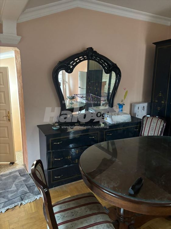 Izdajem apartman kod Cvetkove pijace — 8