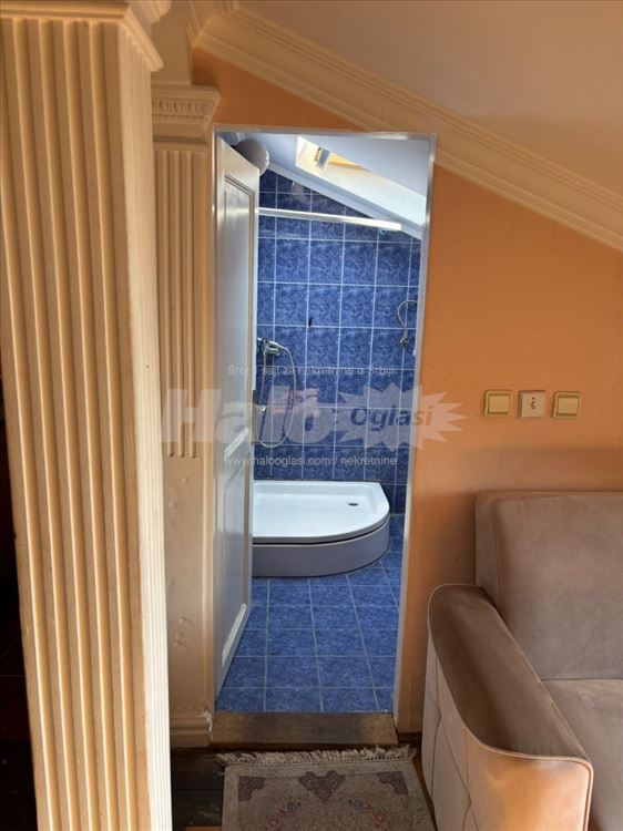 Izdajem apartman kod Cvetkove pijace — 11