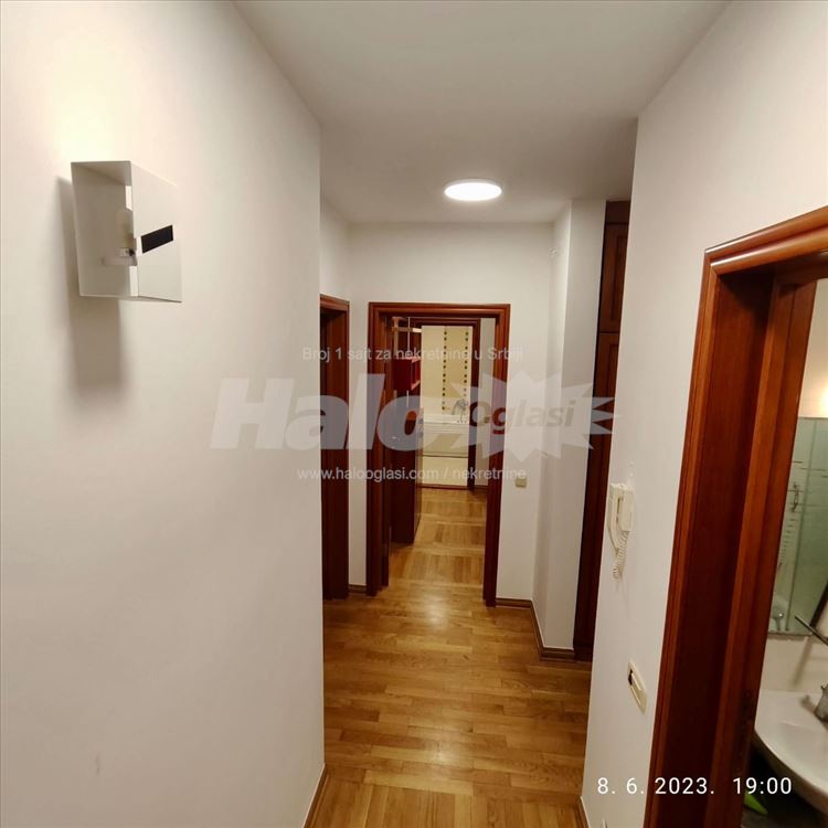 Izdajem cetvorosoban stan na Vracaru — 8