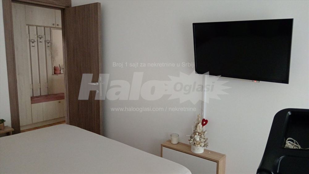 Izdajem dvoiposoban stan 51m2,dupleks, lux — 14