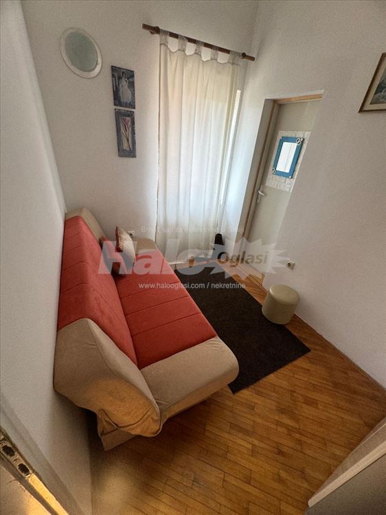 Izdajem dvoiposoban stan na Vračaru — 6