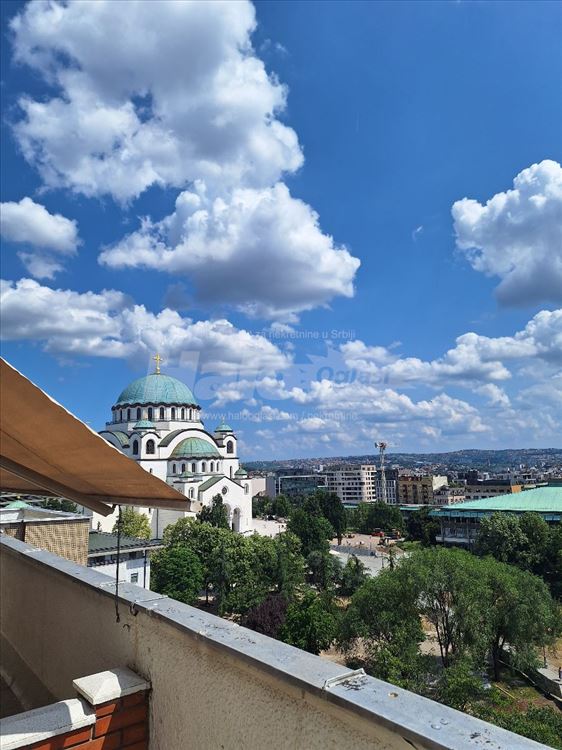 Izdajem dvoiposoban stan na Vracaru — 2