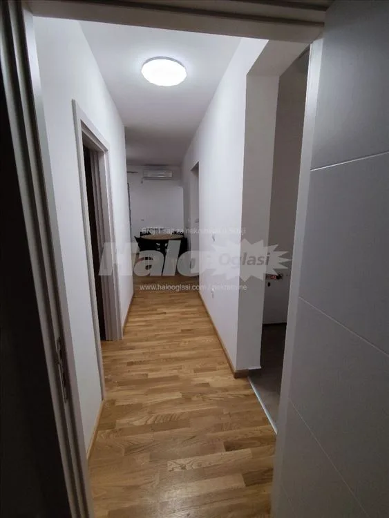Izdajem dvoiposoban stan u Surčinu — 6