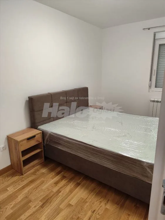Izdajem dvoiposoban stan u Surčinu — 7