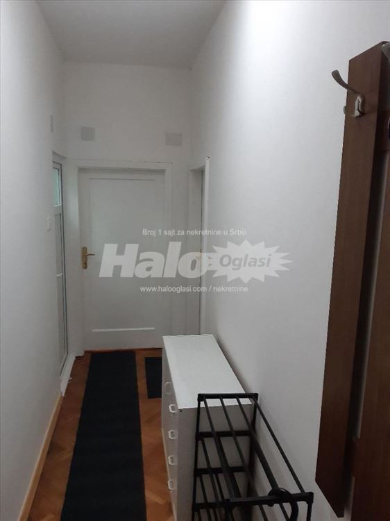 Izdajem dvosoban na Novom Beogradu kod Instituta — 8