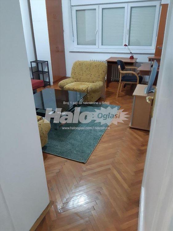 Izdajem dvosoban na Novom Beogradu kod Instituta — 11