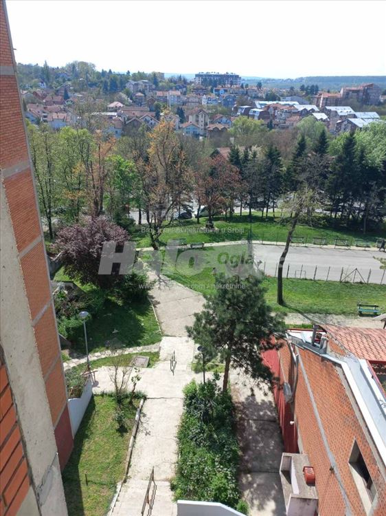 Izdajem dvosoban stan na Banjici — 11