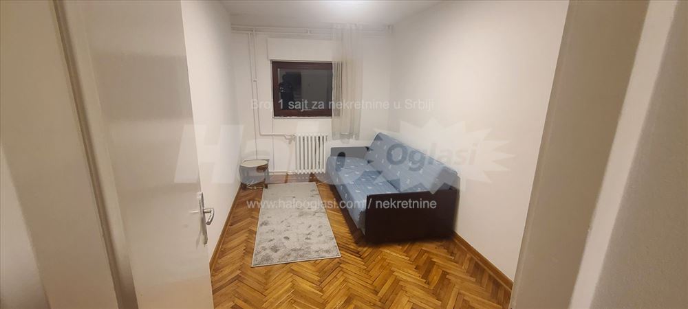 izdajem dvosoban stan na ceraku 52m2 vlasnik — 6