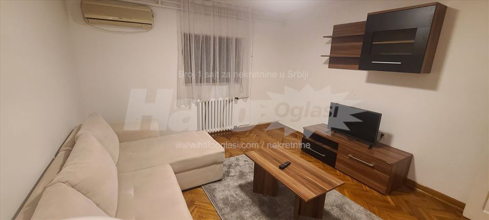 izdajem dvosoban stan na ceraku 52m2 vlasnik — 9