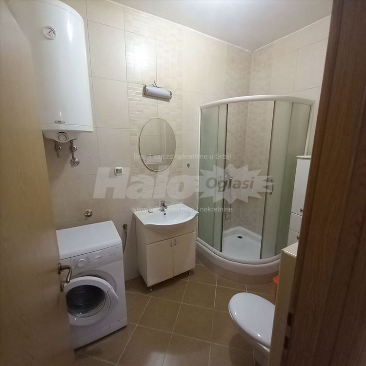 Izdajem dvosoban stan od 59m2 u Jove Ilica 39 — 6