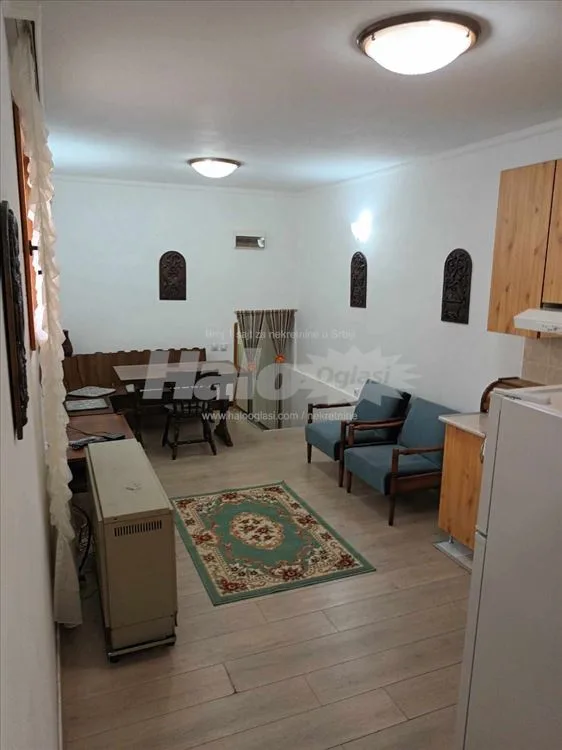 Izdajem dvosoban stan u Borči 70m2 — 10