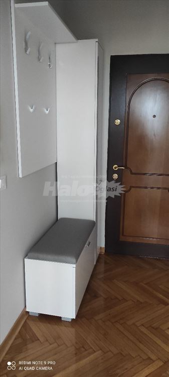 Izdajem dvosoban stan u Jaše Prodanovića 31 — 5