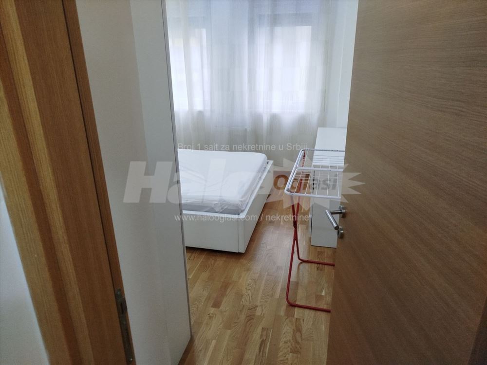 Izdajem dvosoban stan u Ul.Dunavskih virova Zemun — 9