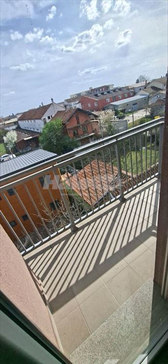 Izdajem dvosoban stan,nov,na ulazu na Altinu 57m2 — 4