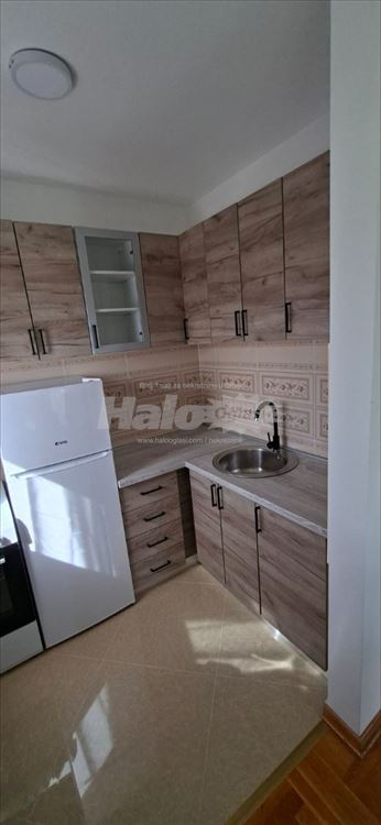 Izdajem dvosoban stan,nov,na ulazu na Altinu 57m2 — 5