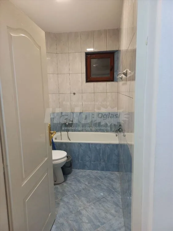 Izdajem ekstra stan — 7