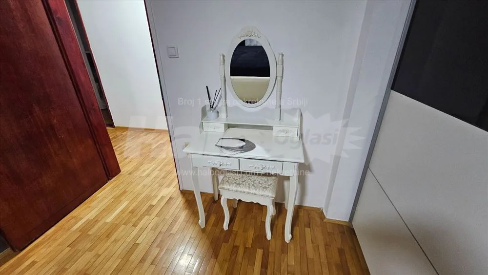 Izdajem četvorosoba stan u Zemunu — 10