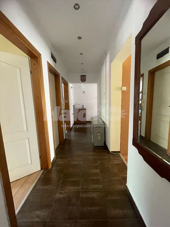 Izdajem četvorosobni stan na Ledinama — 8